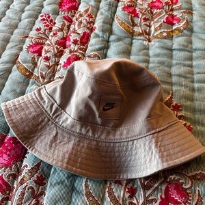 Nike Bucket Hat